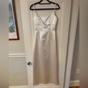 Stunning Satin Scoop Neck Spaghetti Strap Gown